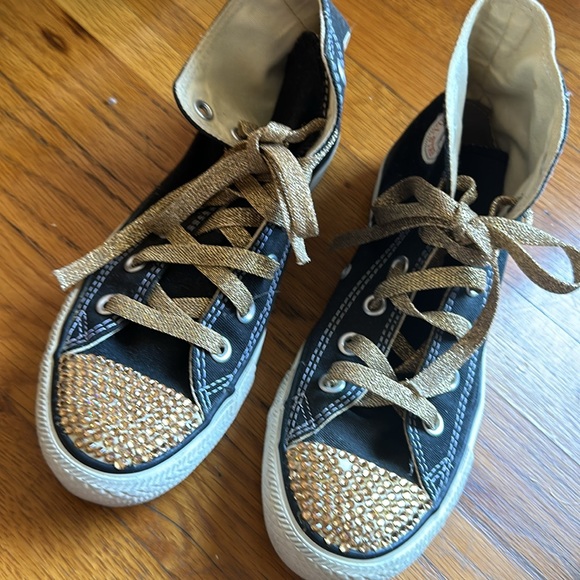 Gold Rhinestone Converse High Tops ⭐️⭐️ - Picture 8 of 8
